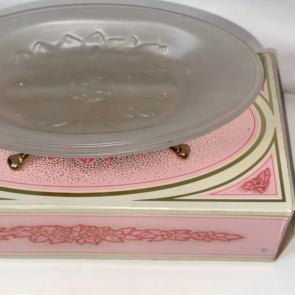 Vintage Avon Sunflower Glass Footed Soap Dish Original Box